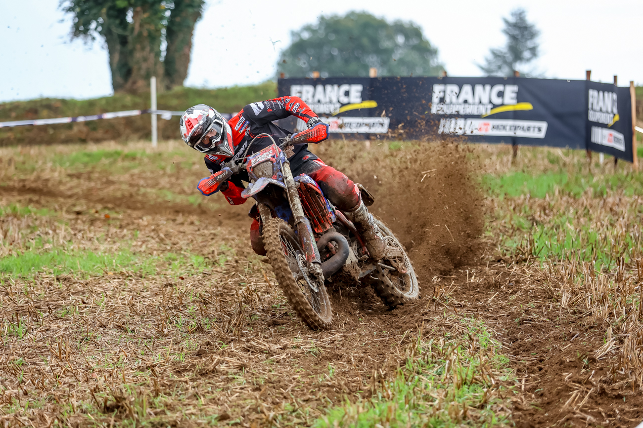 LA FERRIERE AUX ETANGS (61) – DUELS SERRES EN NORMANDIE